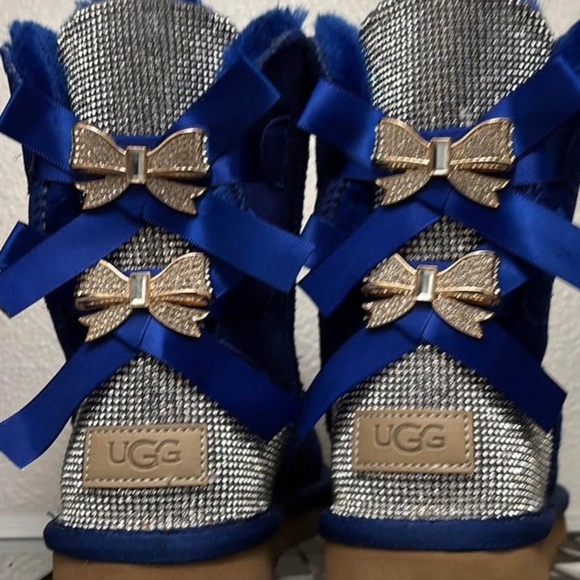 UGGs - Picture 1 of 4